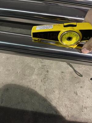 kopen Holle chroomzuigerstang roestvrij staal CK45 4140 42CrMo4 met gehard oppervlak en precieze tolerantie voor hydraulische cilinderstangen online vervaardiging