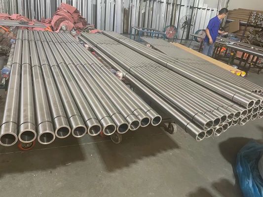 Lichte holle aluminium staafbal gepolijste oppervlakte Afwerking 1000 mm - 8000 mm