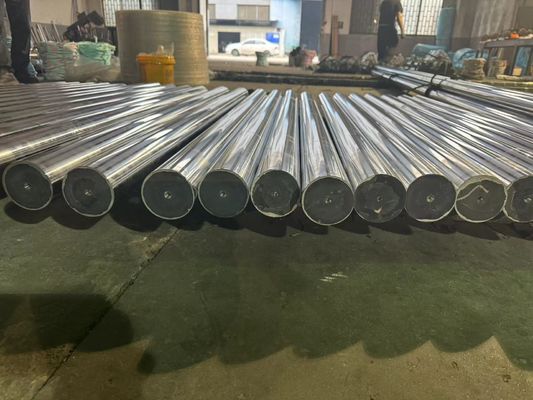 42CRMO Lengte tussen 6 en 8,1 meter 0,4 Chroomkolvenstang Automotive industrie